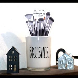 Rae Dunn makeup brush holder